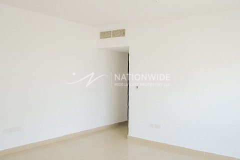 3 bedrooms Apartment in Al Reef, UAE No. 3248 13