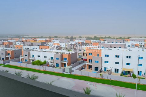 3 bedrooms Apartment in Al Reef, UAE No. 3248 2