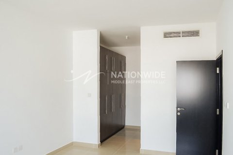 3 bedrooms Apartment in Al Reef, UAE No. 3248 8