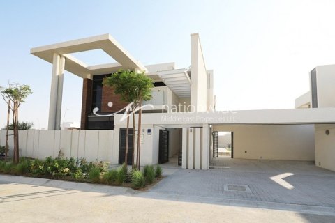 4 bedrooms Villa on the Yas Island, UAE No. 3244 1