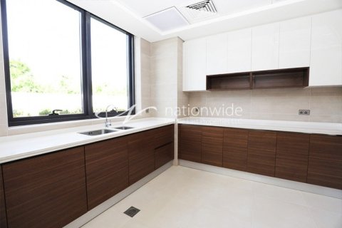 5 dormitorios Villa en  Yas Island, UAE No. 3241 5