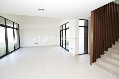 5 dormitorios Villa en  Yas Island, UAE No. 3241 14