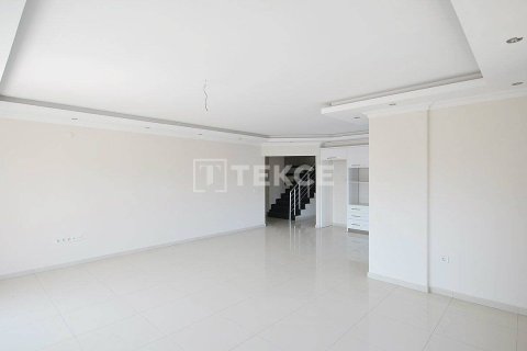 3+1 Penthouse in Alanya, Turkey No. 10915 9