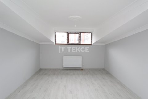 4+1 Apartment en Istanbul, Turkey No. 73633 5