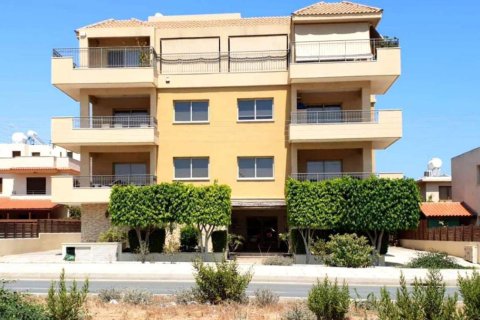 693m² Commercial property en Limassol, Cyprus No. 51360 1