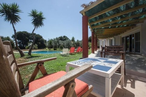 146m² Villa à Magnesia, Greece No. 59103 4