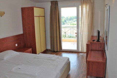 1300m² Hotel in Dion, Greece No. 59105 11