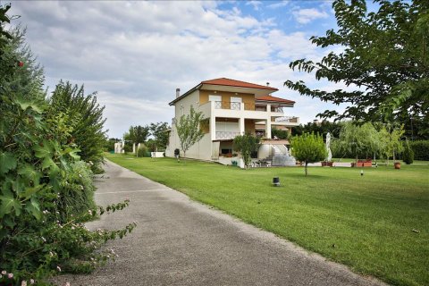 7 bedrooms Villa in Epanomi, Greece No. 59107 4