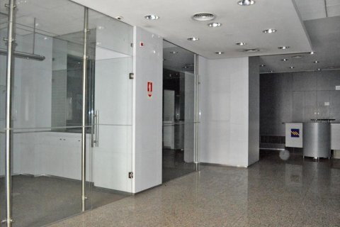 255m² Business in Athens, Greece No. 59271 7