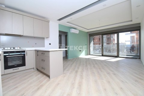 1+1 Apartment in Aksu, Turkey No. 10999 11