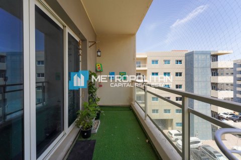 2 dormitorios Apartment en Al Reef, UAE No. 46498 3