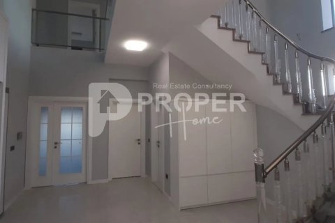 6 rooms Villa in Antalya, Turkey No. 13483 18