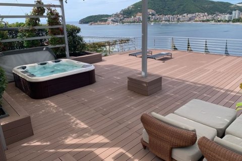 3 dormitorios Apartment en Budva, Montenegro No. 66810 12