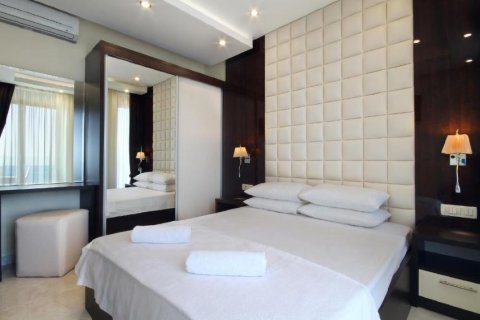 2 chambres Appartement à Budva, Montenegro No. 66814 18