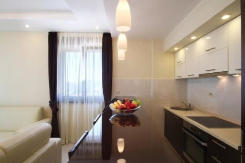 2 dormitorios Apartment en Budva, Montenegro No. 66814 28