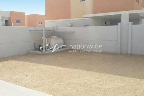 2 bedrooms Villa in Al Samha, UAE No. 4016 3