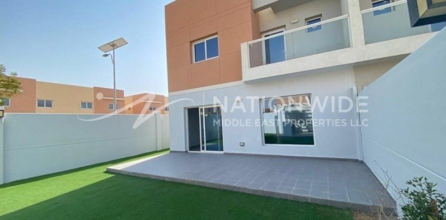 3 bedrooms Villa in Al Samha, UAE No. 4014