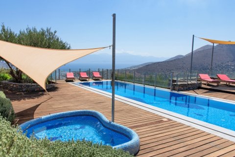 300m² Villa in Agios Nikolaos, Greece No. 59168 4