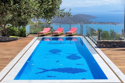 300m² Villa in Agios Nikolaos, Greece No. 59168 2