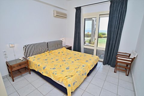 5 bedrooms Villa in Argolis, Greece No. 59127 12