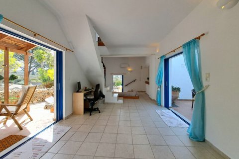 3 bedrooms Villa in Chania, Greece No. 23893 10