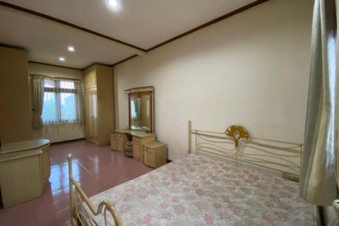 4 bedrooms House in Denpasar, Indonesia No. 22786 13