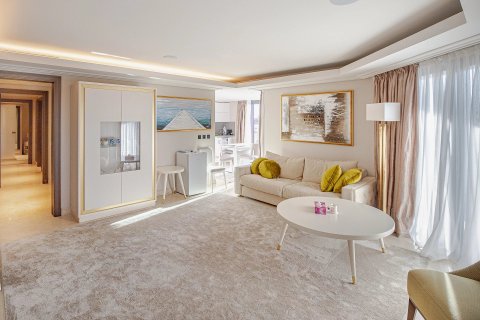 3 dormitorios Apartment en Antibes, France No. 67975 5