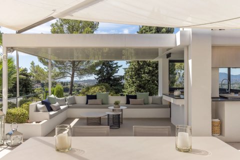 5 bedrooms Villa in Mougins, France No. 68063 11