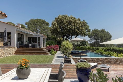 5 bedrooms Villa in Mougins, France No. 68066 4