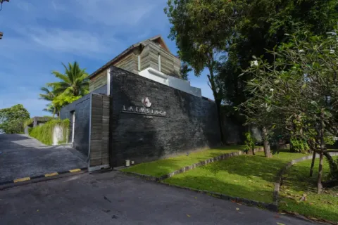 4 bedrooms Villa in Phuket, Thailand No. 2704 2