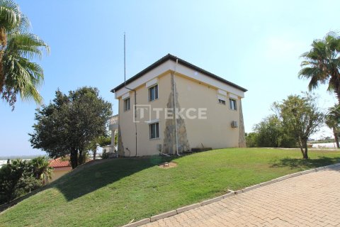 4+1 Villa en Serik, Turkey No. 53382 15