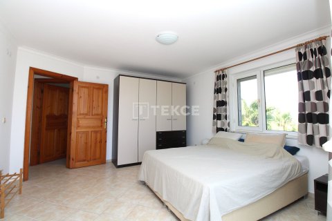 4+1 Villa en Serik, Turkey No. 53382 10