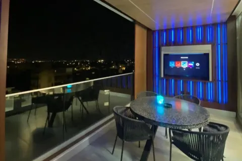 3 dormitorios Penthouse en Limassol, Cyprus No. 35076 2