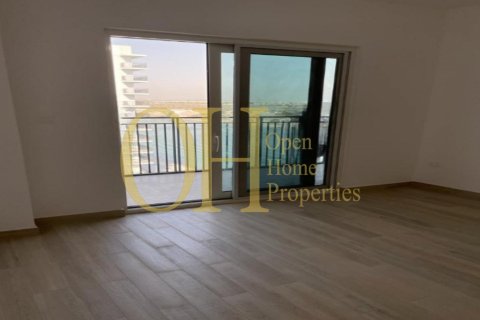 2 bedrooms Apartment on the Yas Island, UAE No. 8772 3