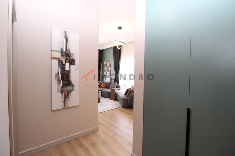 3+1 Apartment in Küçükçekmece, Turkey No. 17267 6