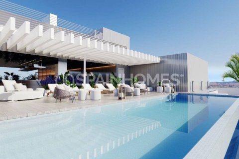 4 bedrooms Penthouse in Malaga, Spain No. 26667 2