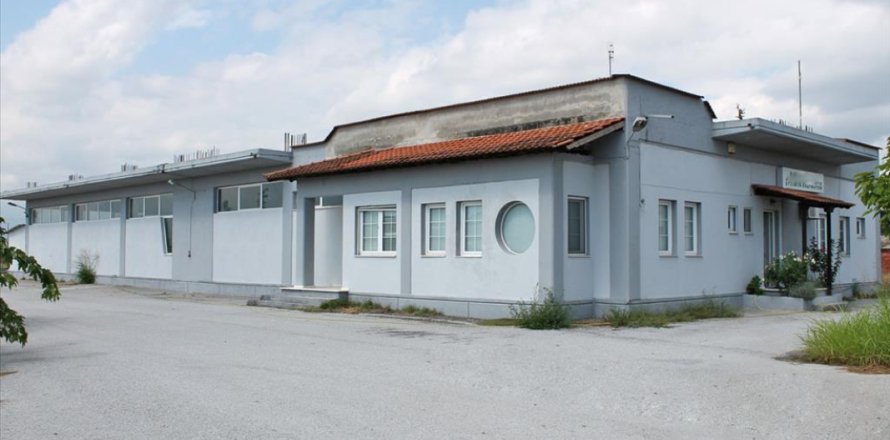 720m² Commercial property à Pieria, Greece No. 49496