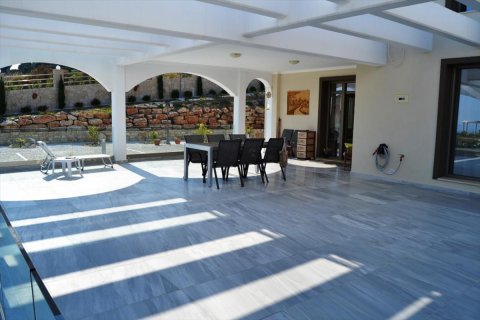 7 bedrooms Villa in Chalkidiki, Greece No. 49495 6