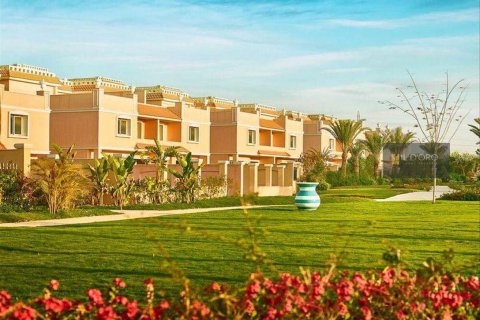 5 bedrooms Townhouse in Al Shorouk City, Egypt No. 39020 13