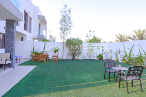 4 dormitorios Townhouse en  Yas Island, UAE No. 4358 13