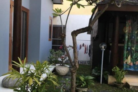 2 bedrooms House in Denpasar, Indonesia No. 23144 3