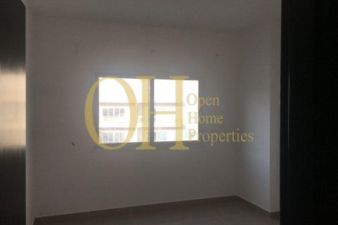 2 bedrooms Apartment in Al Reef, UAE No. 8411 4