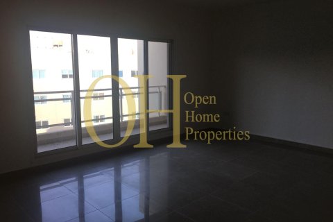 2 bedrooms Apartment in Al Reef, UAE No. 8411 3