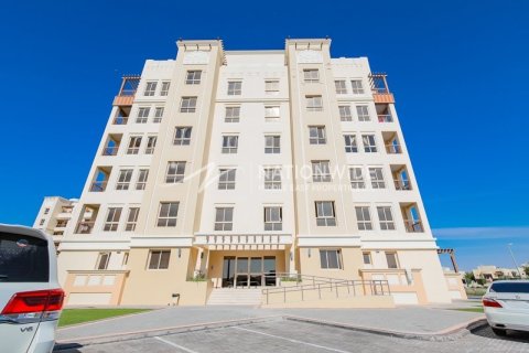 2 dormitorios Apartment en Baniyas, UAE No. 4008 1