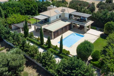 4 bedrooms Villa in Paphos, Cyprus No. 42705 1