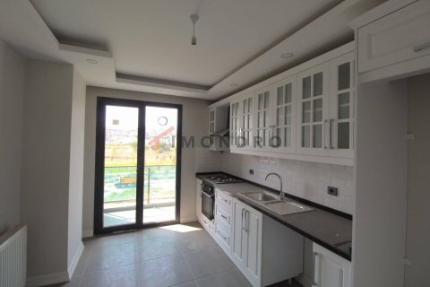 2+1 Apartment in Beylikduezue, Turkey No. 16862 20