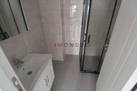 2+1 Apartment in Beylikduezue, Turkey No. 16862 11