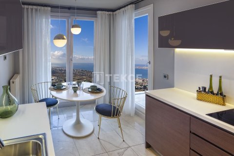 3+1 Apartment en Bueyuekcekmece, Turkey No. 16843 15