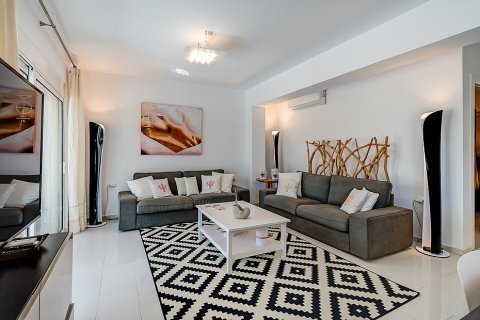 4 bedrooms Villa in Chania, Greece No. 23980 5