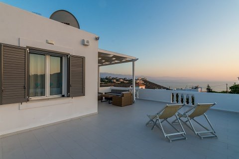 4 bedrooms Villa in Chania, Greece No. 23980 18